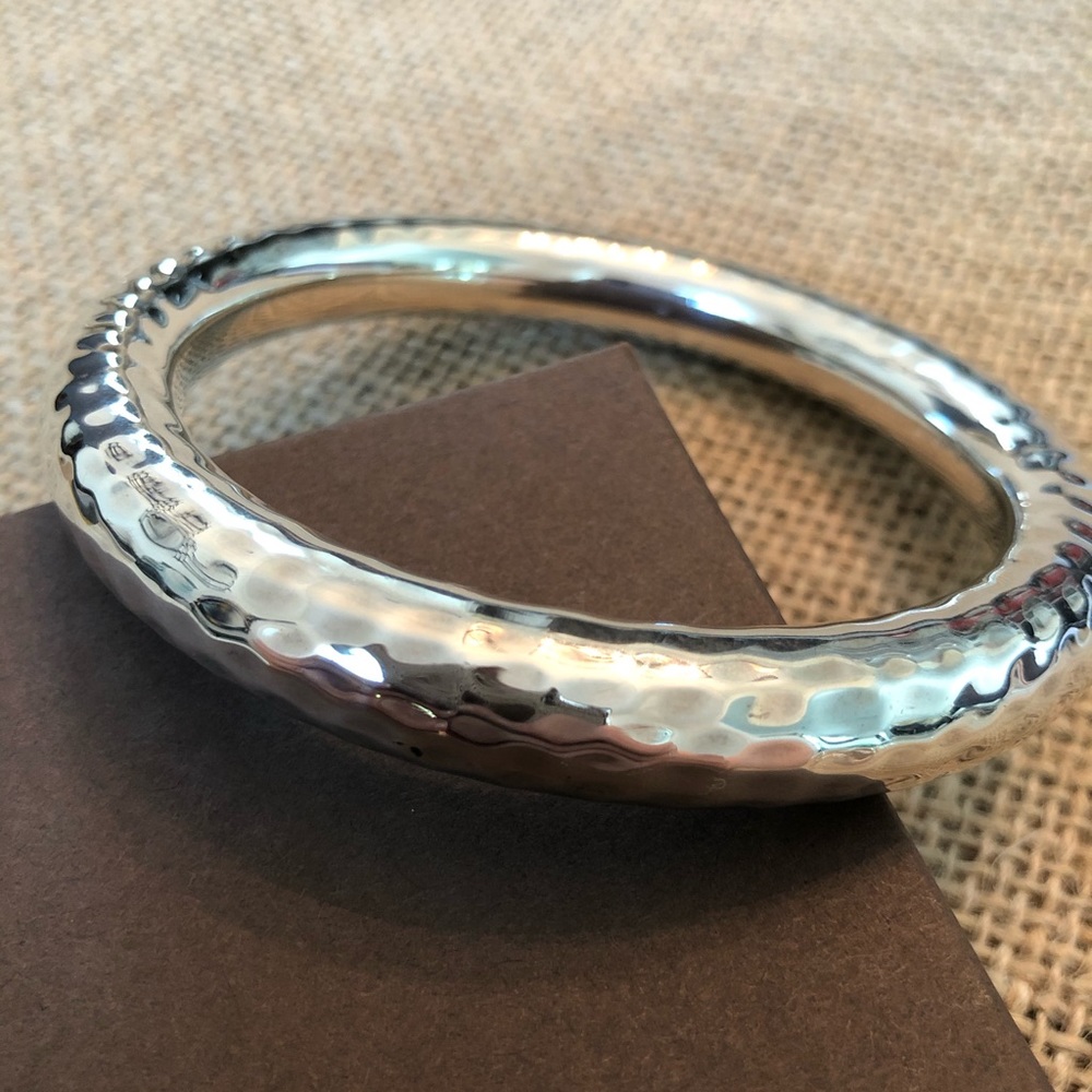 Silpada Sterling Silver .925 Large Vintage Hammered Round Bangle Bracelet